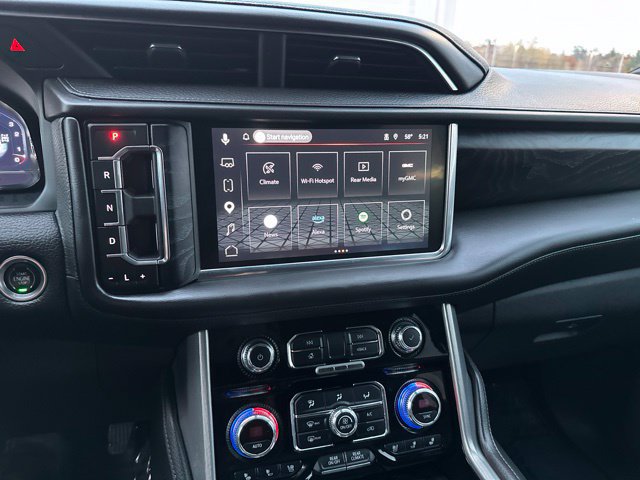 Used 2022 GMC Yukon XL Denali w/ Denali Ultimate Package AWD/4WD image 27