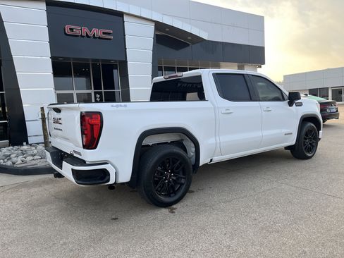 Used 2023 GMC Sierra 1500 Elevation image 3