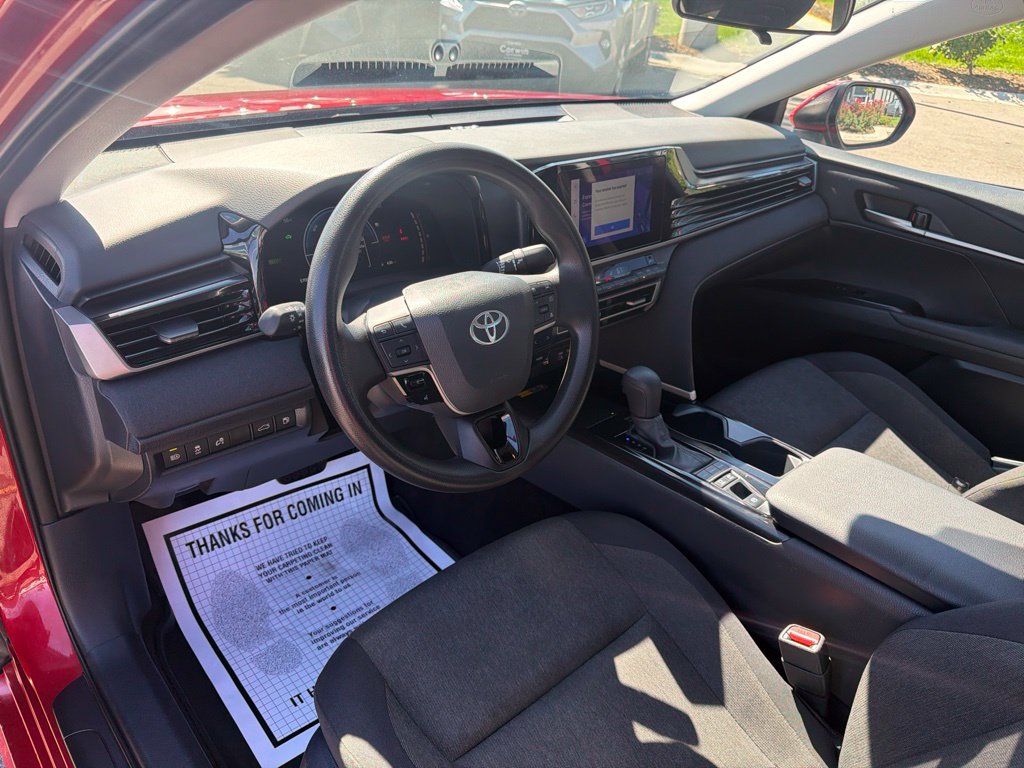 Used 2025 Toyota Camry LE FWD image 23