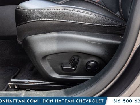 Used 2024 Jeep Compass Limited image 15