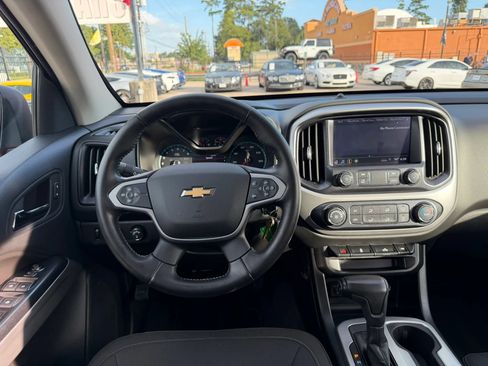 Used 2020 Chevrolet Colorado LT w/ LT Convenience Package AWD/4WD image 33