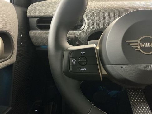 Certified 2025 MINI Cooper S FWD image 15