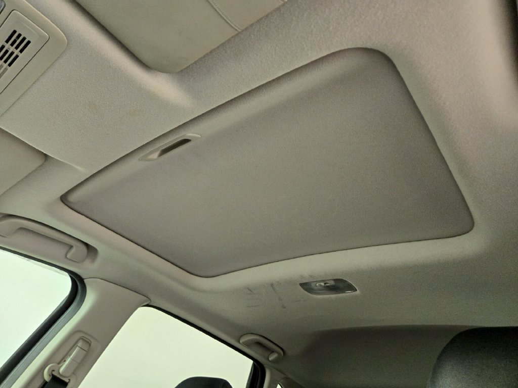 Used 2020 Honda Fit EX image 17