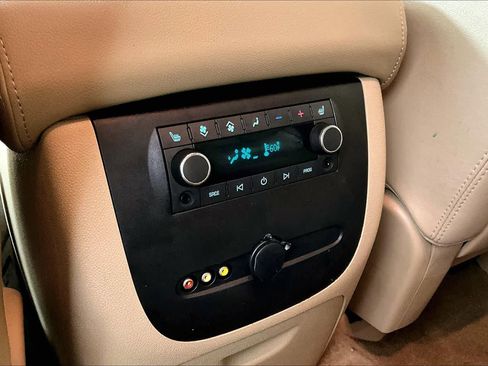 Used 2012 Chevrolet Tahoe LTZ image 31