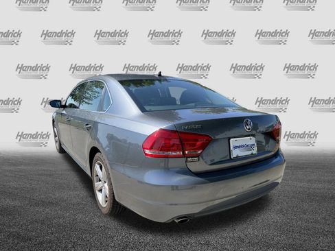 Used 2013 Volkswagen Passat 2.5 SE FWD image 9