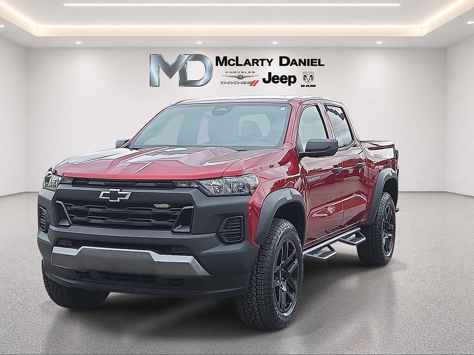 Used 2024 Chevrolet Colorado Trail Boss w/ Advanced Trailering Package AWD/4WD image 2