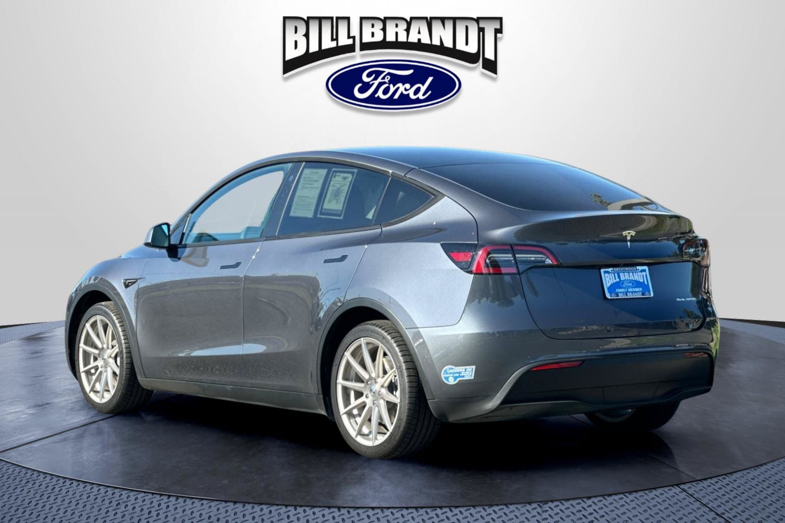 Used 2021 Tesla Model Y Long Range AWD/4WD image 5