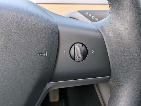Used 2023 Tesla Model 3 Standard Range RWD image 27
