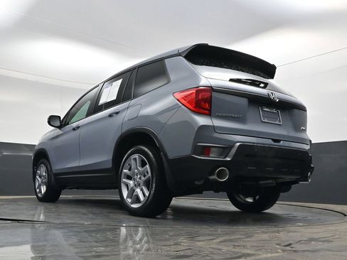 Used 2024 Honda Passport EX-L image 41