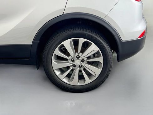 Used 2019 Buick Encore Preferred FWD image 32