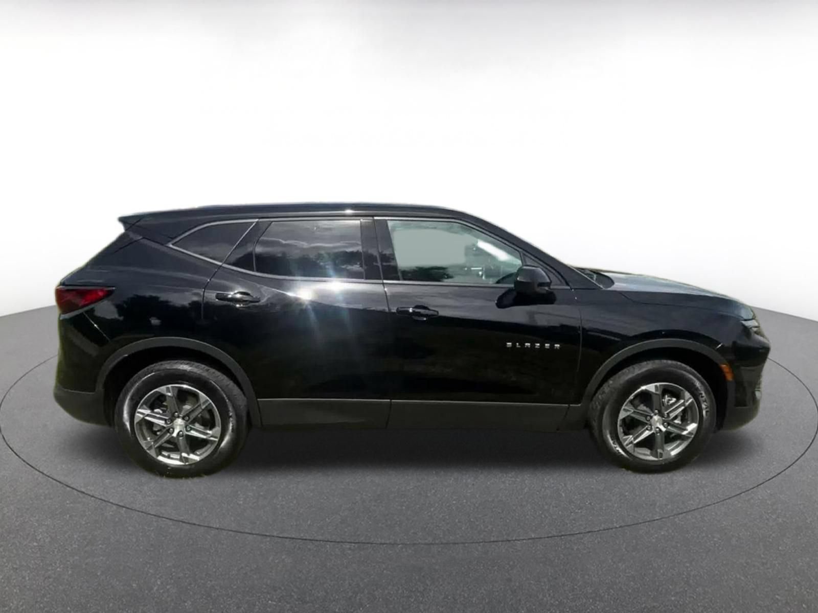 Used 2026 Chevrolet Blazer LT FWD image 15