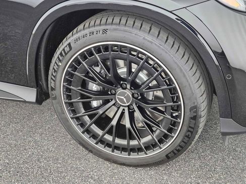 New 2025 Mercedes-Benz GLC 63 AMG S image 9