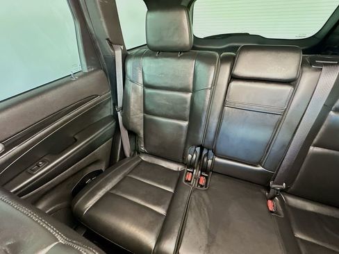 Used 2019 Jeep Grand Cherokee Limited image 12