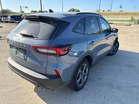 Used 2025 Ford Escape ST-Line FWD image 11