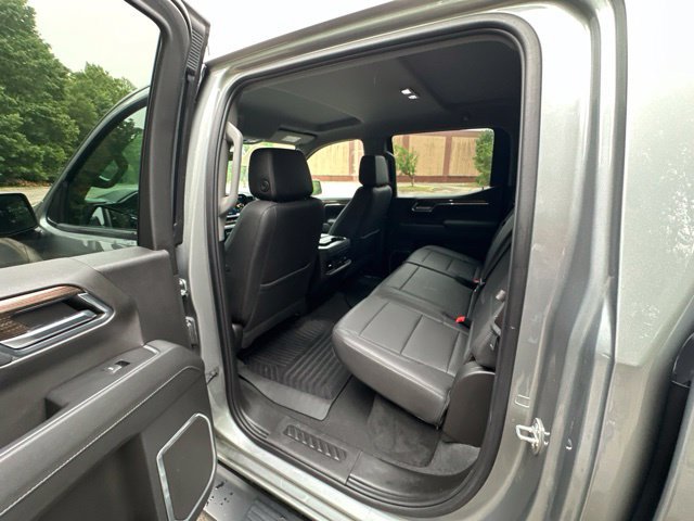 Used 2024 Chevrolet Silverado 1500 RST AWD/4WD image 18
