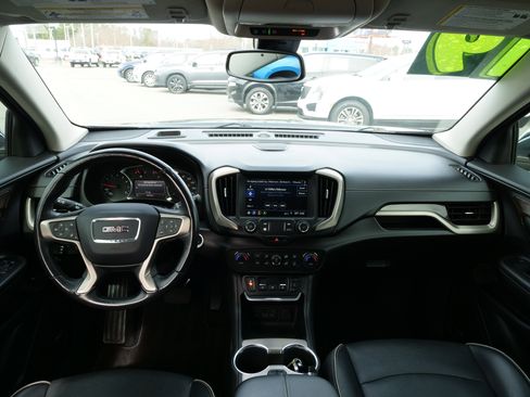 Used 2019 GMC Terrain Denali w/ Advanced Safety Package image 18