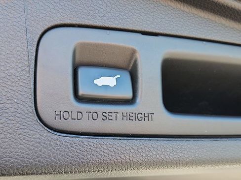 Used 2018 Honda CR-V EX-L image 29