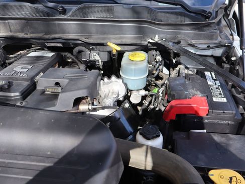 Used 2022 RAM 3500 Tradesman w/ Chrome Appearance Group image 39