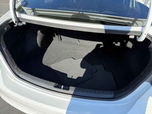 Used 2017 Hyundai Elantra SE image 20