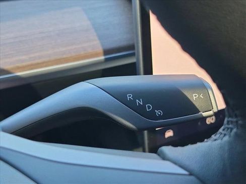 Used 2022 Tesla Model Y Performance AWD/4WD image 12