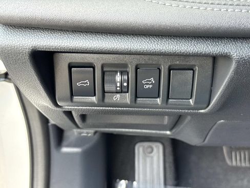 Used 2025 Subaru Outback Limited w/ Popular Package #2 AWD/4WD image 44