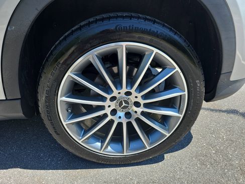 Used 2018 Mercedes-Benz GLA 250 image 36