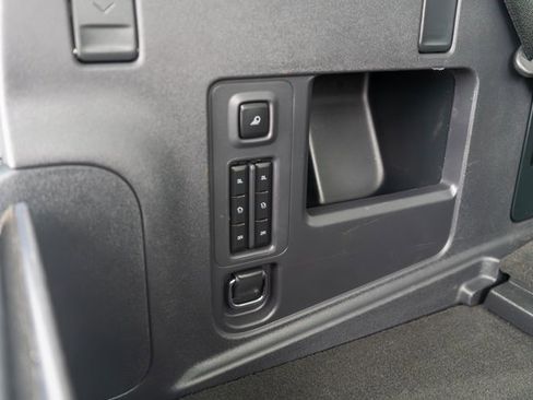 Used 2025 Ford Expedition Active image 9