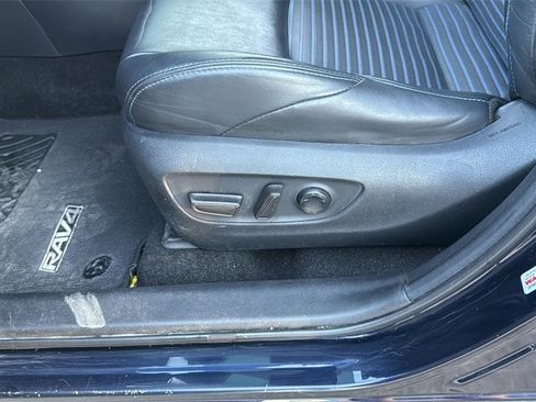 Used 2019 Toyota RAV4 XSE image 10