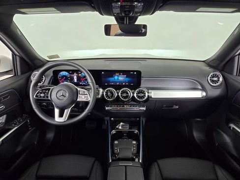 Certified 2023 Mercedes-Benz GLB 250 4MATIC image 22