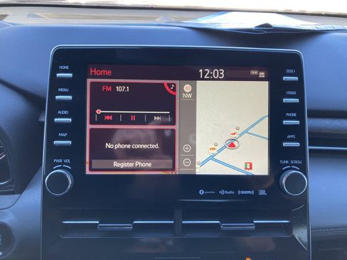 Used 2022 Toyota Avalon Limited image 25