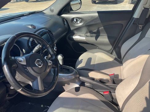 Used 2014 Nissan Juke SV FWD image 11