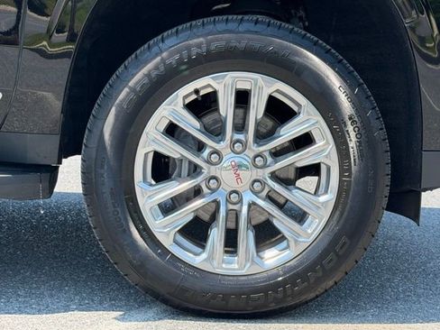 Certified 2023 GMC Yukon SLT w/ SLT Premium Package AWD/4WD image 20
