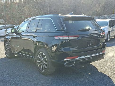 Used 2023 Jeep Grand Cherokee Overland AWD/4WD image 7