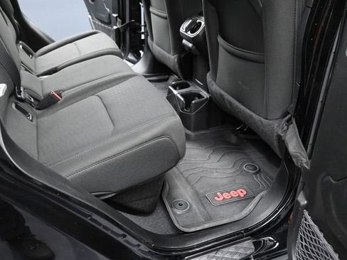 Used 2020 Jeep Gladiator Sport w/ Quick Order Package 24S image 23