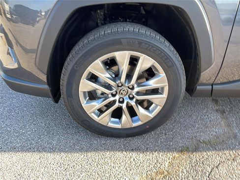 New 2025 Toyota RAV4 XLE image 10