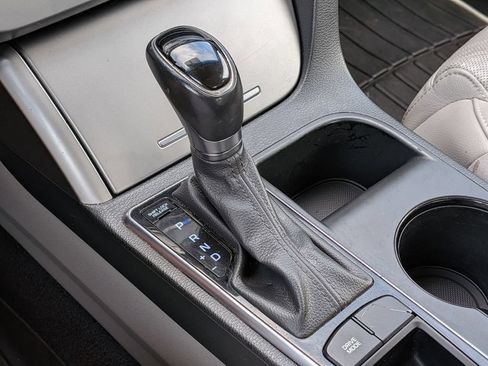 Used 2015 Hyundai Sonata Limited FWD image 25