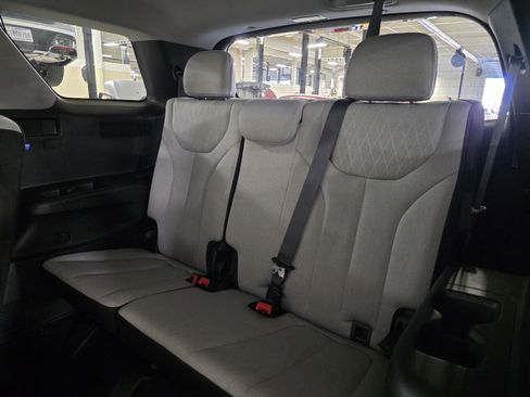 Used 2021 Hyundai Palisade SEL w/ Convenience Package image 13