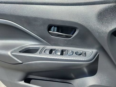 Certified 2025 Nissan Versa S w/ Trunk Package FWD image 6