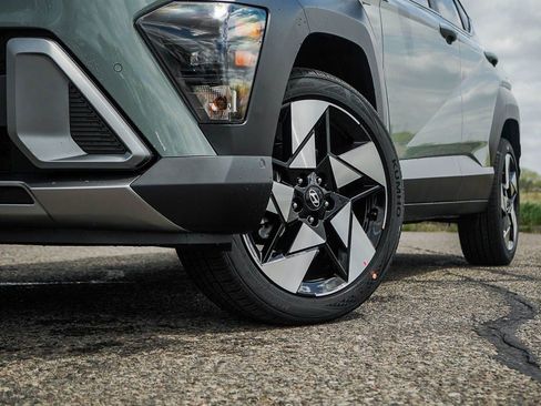 New 2026 Hyundai Kona Limited AWD/4WD image 6