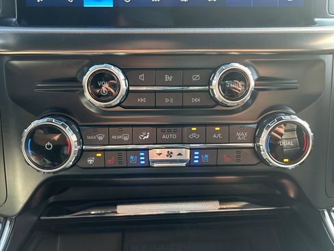 Used 2022 Ford F150 Raptor w/ Equipment Group 801A High AWD/4WD image 31