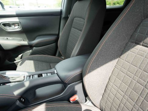 Used 2024 Honda HR-V Sport image 10
