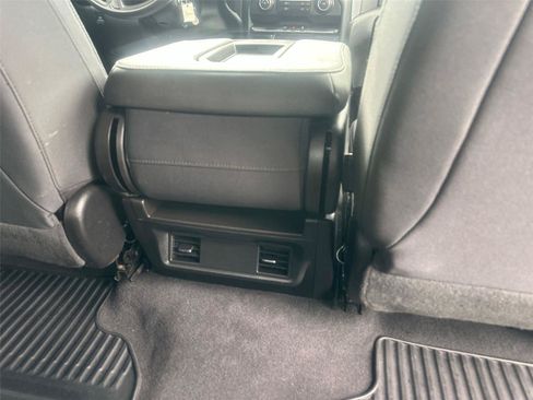 Used 2019 Chevrolet Silverado 1500 Custom w/ Custom Value Package AWD/4WD image 14