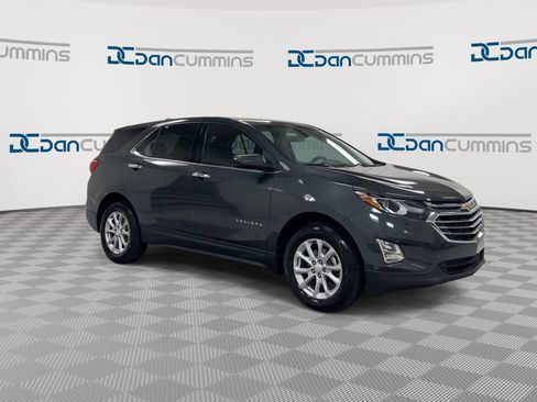 Used 2019 Chevrolet Equinox LT AWD/4WD image 2