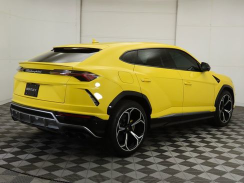 Used 2019 Lamborghini Urus image 5