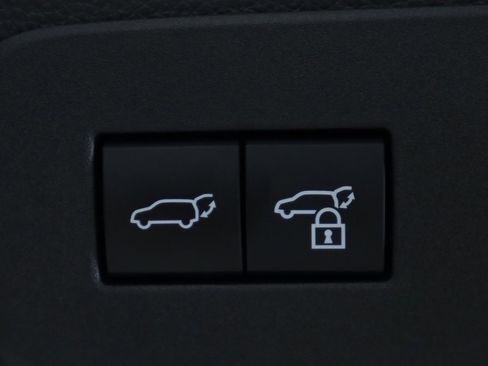 Used 2024 Toyota Land Cruiser image 8