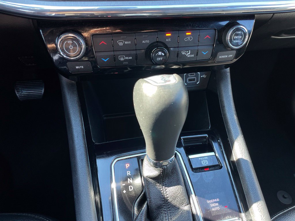 Used 2024 Jeep Compass Limited AWD/4WD image 19
