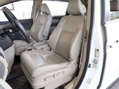 Used 2015 Honda Odyssey EX-L image 14
