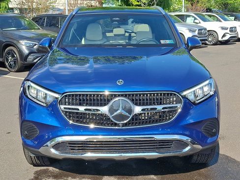 Used 2023 Mercedes-Benz GLC 300 4MATIC image 2