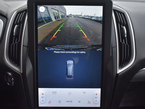 Used 2021 Ford Edge SEL w/ Cargo Accessory Package image 27