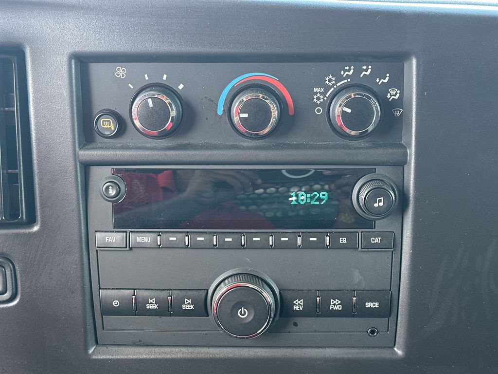 Used 2025 Chevrolet Express 2500 w/ Driver Convenience Package RWD image 24
